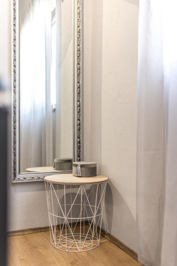Apartment Lamaro Каштела Экстерьер фото